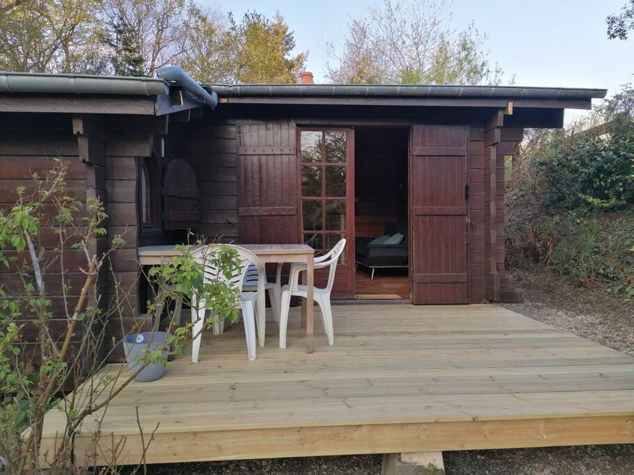 Chalet En Pleine Nature Au Bord D'Un Etang Lanvallay Luaran gambar